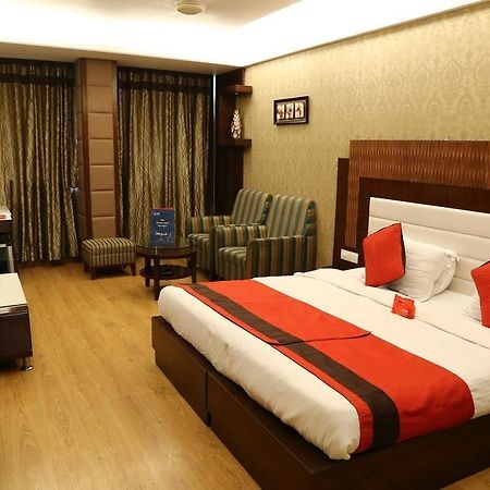Oyo Rooms Sector 42 Chandīgarh Exterior foto