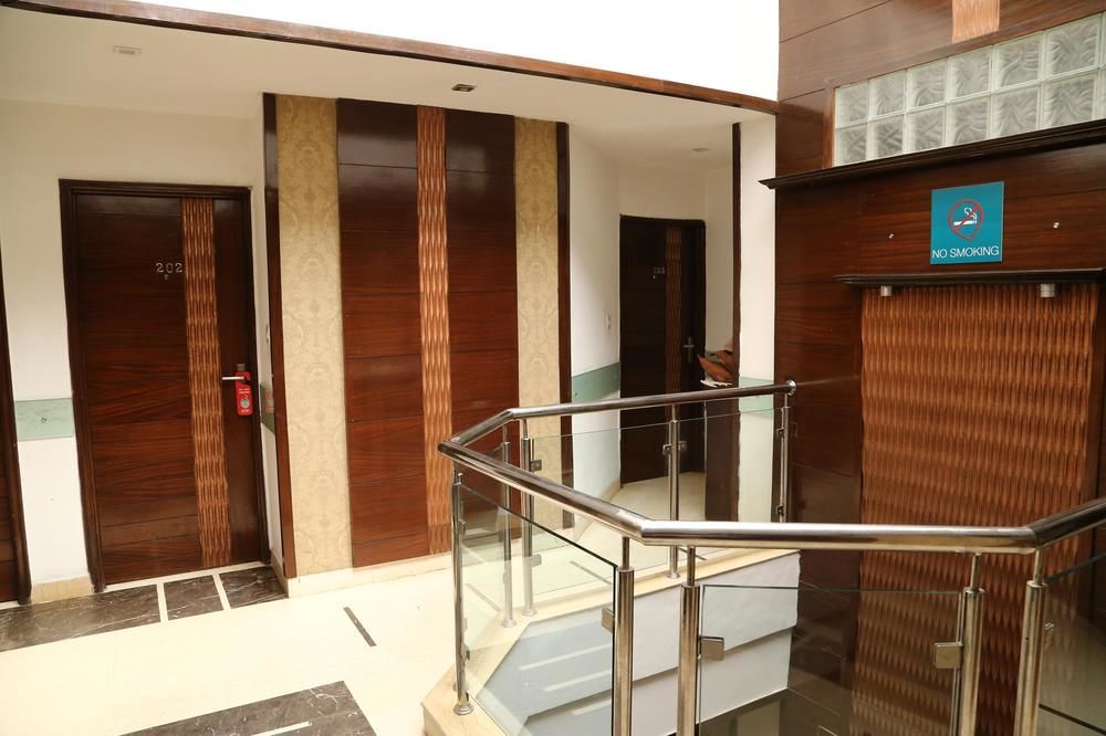 Oyo Rooms Sector 42 Chandīgarh Exterior foto